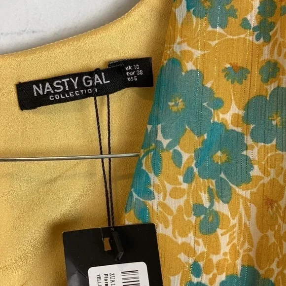 Nasty Gal NWT Romper Floral Chiffon V Neck Puff Sleeve Playsuit Sz 6 Vacation - Picture 10 of 16